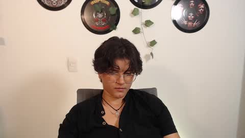 sophie_ross1 online show from September 20, 4:15 am