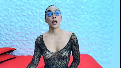 sophie_willow online show from April 9, 7:30 pm