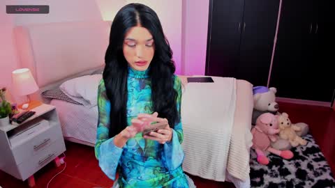    online show from December 31, 2:03 pm