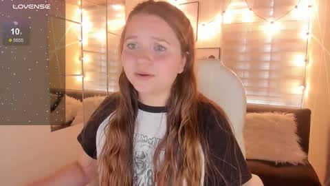 Sophie  online show from January 8, 5:30 pm