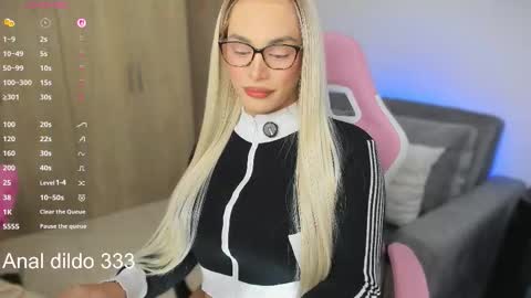 SAMANTHA online show from March 21, 1:16 pm