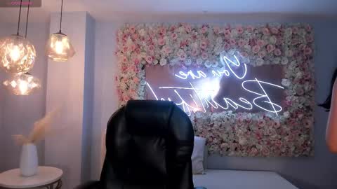 Sophie online show from February 11, 4:49 am