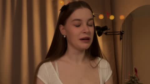 Sophie  Next stream  3 online show from December 15, 5:10 pm