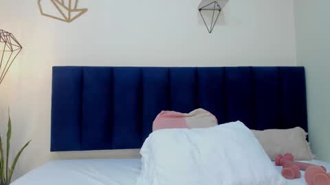 sophieturner_mg online show from February 20, 7:27 pm