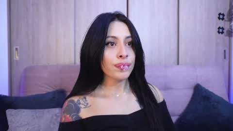 Sophiie online show from February 11, 4:27 am