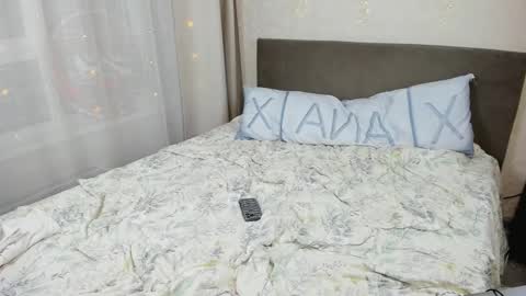 sosaguillypleasure online show from March 6, 2:05 pm