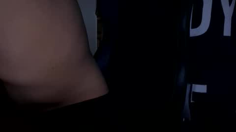 soulsurfer1985 online show from September 12, 2:35 am