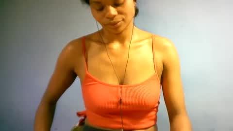 sourayaa online show from April 16, 8:09 pm