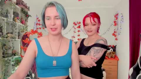 Leah online show from October 26, 3:01 pm