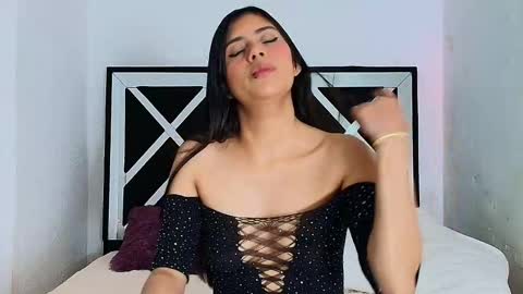 soy_camila01 online show from February 20, 8:55 pm