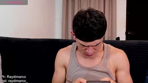 Snapshot of soyraydimarco_ chatting on October 31, 3:29 am RayDimarco  independent model online show from October 31, 3:29 am