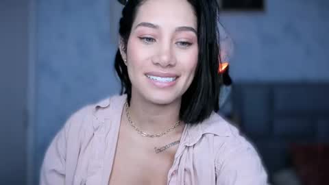 Snapshot of soytulu_ chatting on October 14, 2:42 pm brisa  s online show from October 14, 2:42 pm