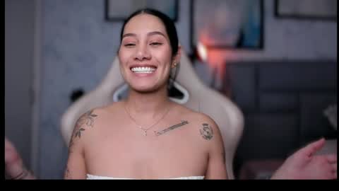 brisa  s online show from April 9, 5:07 pm