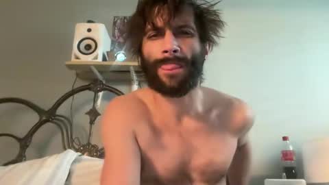 TrndSettrz online show from January 19, 4:46 pm