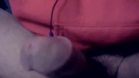 TrndSettrz online show from March 4, 9:18 am