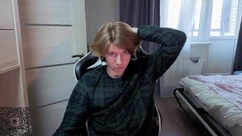 Snapshot of spaisenok chatting on September 18, 1:48 pm Mike online show from September 18, 1:48 pm