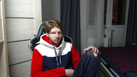 Snapshot of spaisenok chatting on January 14, 2:29 am Mike online show from January 14, 2:29 am