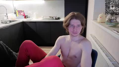 Snapshot of spaisenok chatting on October 7, 11:12 pm Mike online show from October 7, 11:12 pm