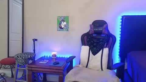 Tip 1 token  Follow me on instagram  Sparkle pinuppp online show from April 24, 7:32 am