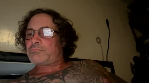 specter1972 online show from March 18, 1:22 am