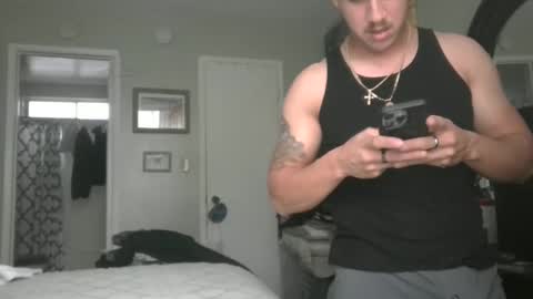 spicey_couple222 online show from February 5, 12:20 am