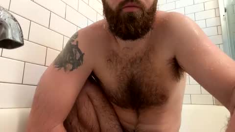 spicyspear_ online show from November 28, 5:20 pm