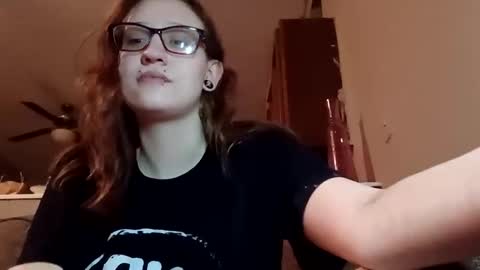 Snapshot of spoiledprincess4 chatting on February 9, 2:49 am spoiledprincess4 online show from February 9, 2:49 am