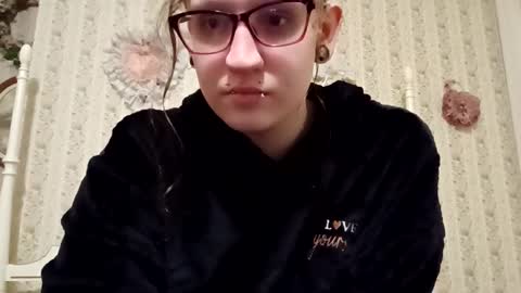 Snapshot of spoiledprincess4 chatting on January 29, 9:07 pm spoiledprincess4 online show from January 29, 9:07 pm