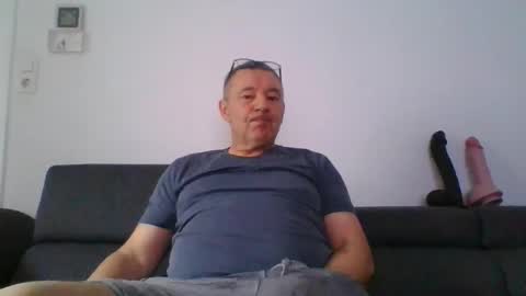 spring online show from February 7, 11:13 am