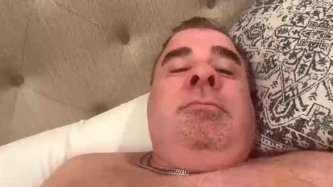 sprtsnut33 online show from October 22, 6:16 am