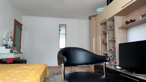 My name is Maya Lush is activeThere are legends that in this room all your wishes can come true  Private is Open online show from February 23, 1:24 pm