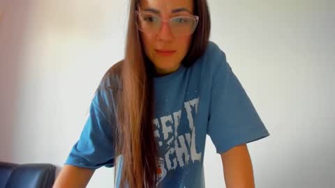 Snapshot of squirttati33 chatting on January 16, 3:34 pm Tati online show from January 16, 3:34 pm