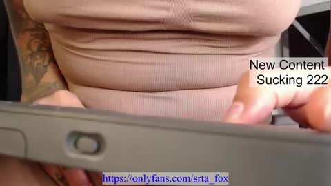 Srta. Fox online show from February 4, 1:04 pm