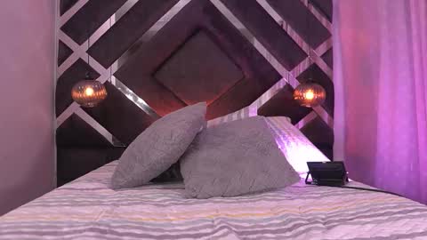 Snapshot of ss_samantha chatting on October 22, 7:37 pm samantha online show from October 22, 7:37 pm