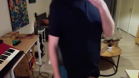 Roger online show from December 5, 11:01 am