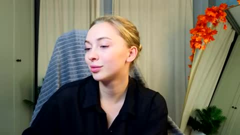 Kate online show from November 19, 3:00 pm