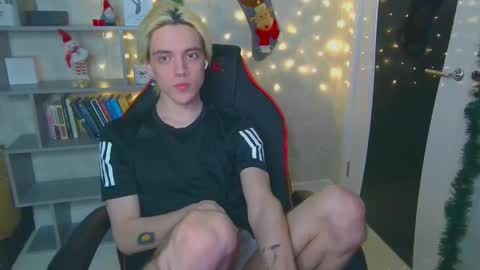 Nick Gasai online show from December 11, 1:05 am
