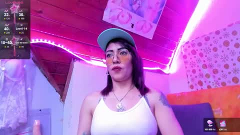 Snapshot of staacy37 chatting on February 7, 8:11 am staacy online show from February 7, 8:11 am