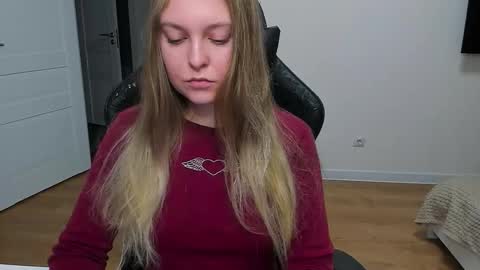 Stacy  online show from March 9, 4:44 pm