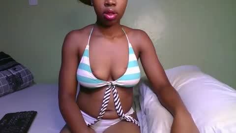 stacy_queenl online show from December 20, 10:44 am