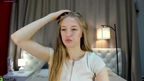 Stacy Mon Tue Wed Thu Fri Sun GMT GMT 3 1000am - 0400pm  online show from February 24, 9:34 am