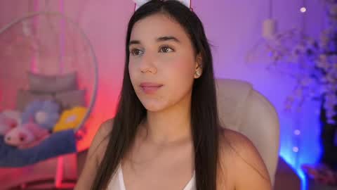 stacycooper_ online show from May 23, 7:10 pm