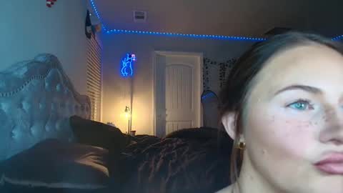 Hannah Lee online show from December 5, 1:49 am