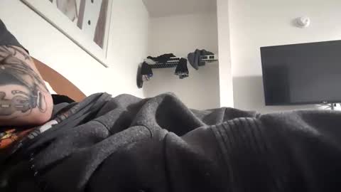 Straightupdownbad online show from February 15, 7:51 am