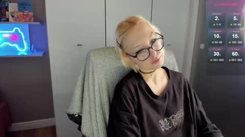 Kate online show from March 23, 2:33 pm