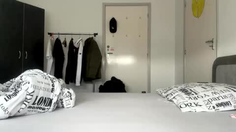 stefanomorelli online show from April 15, 8:17 am