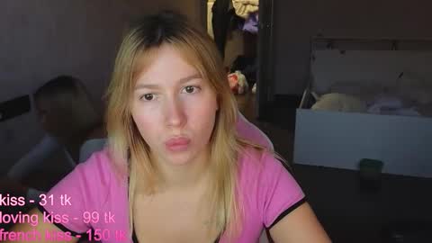 Stefany and Bettany online show from October 20, 2:00 pm