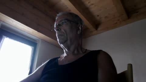 stefi444466 online show from June 16, 5:11 am