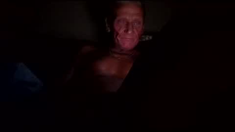 stefy1037 online show from April 3, 3:35 am