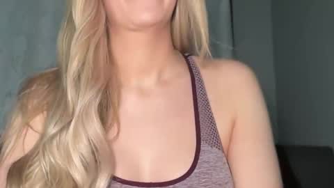 Stella Bella online show from February 12, 4:27 am